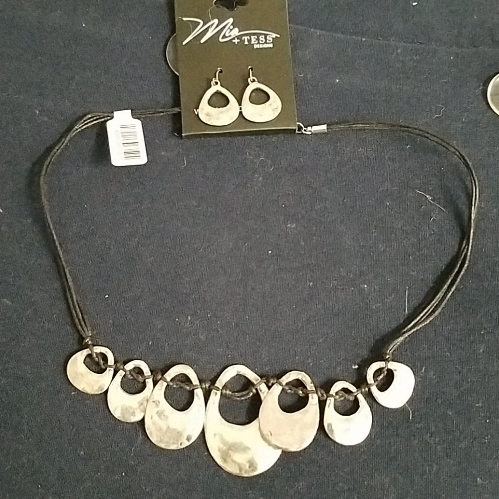 Mia & Tess set